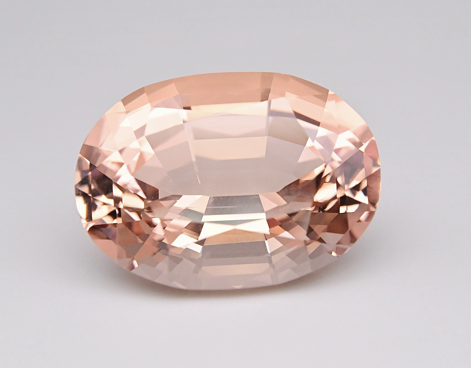 Presenting Natural 86.26 Carat Pink Morganite Gemstone - Image 4