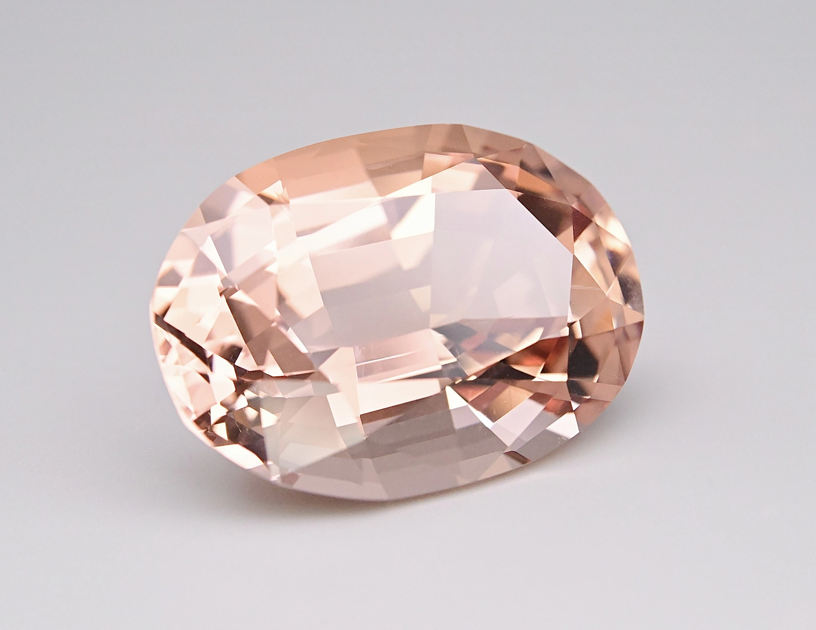Presenting Natural 86.26 Carat Pink Morganite Gemstone - Image 5